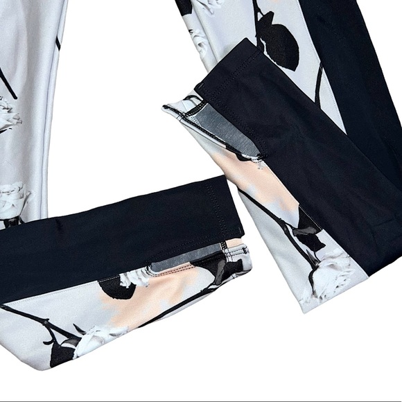 WITH Wear It To Heart Leggings - Picture 6 of 10